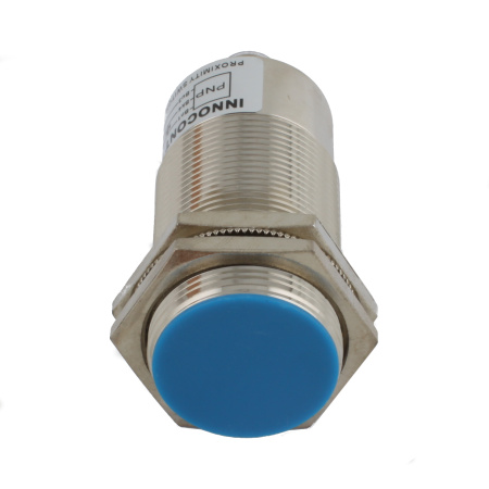 INNOCONT Индуктивный датчик, M30x1,5, L=78 мм, экранированный, зона срабатывания 10 мм, -25 +60 С, 12…24 VDC, IP67, выход: PNP NO, макс. ток 200 мА, разъем M12 SLI-30P10C